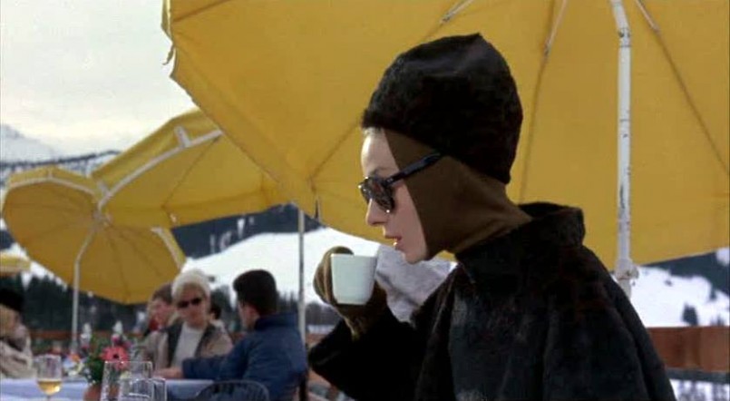 How To Master Audrey Hepburn Winter Fashion